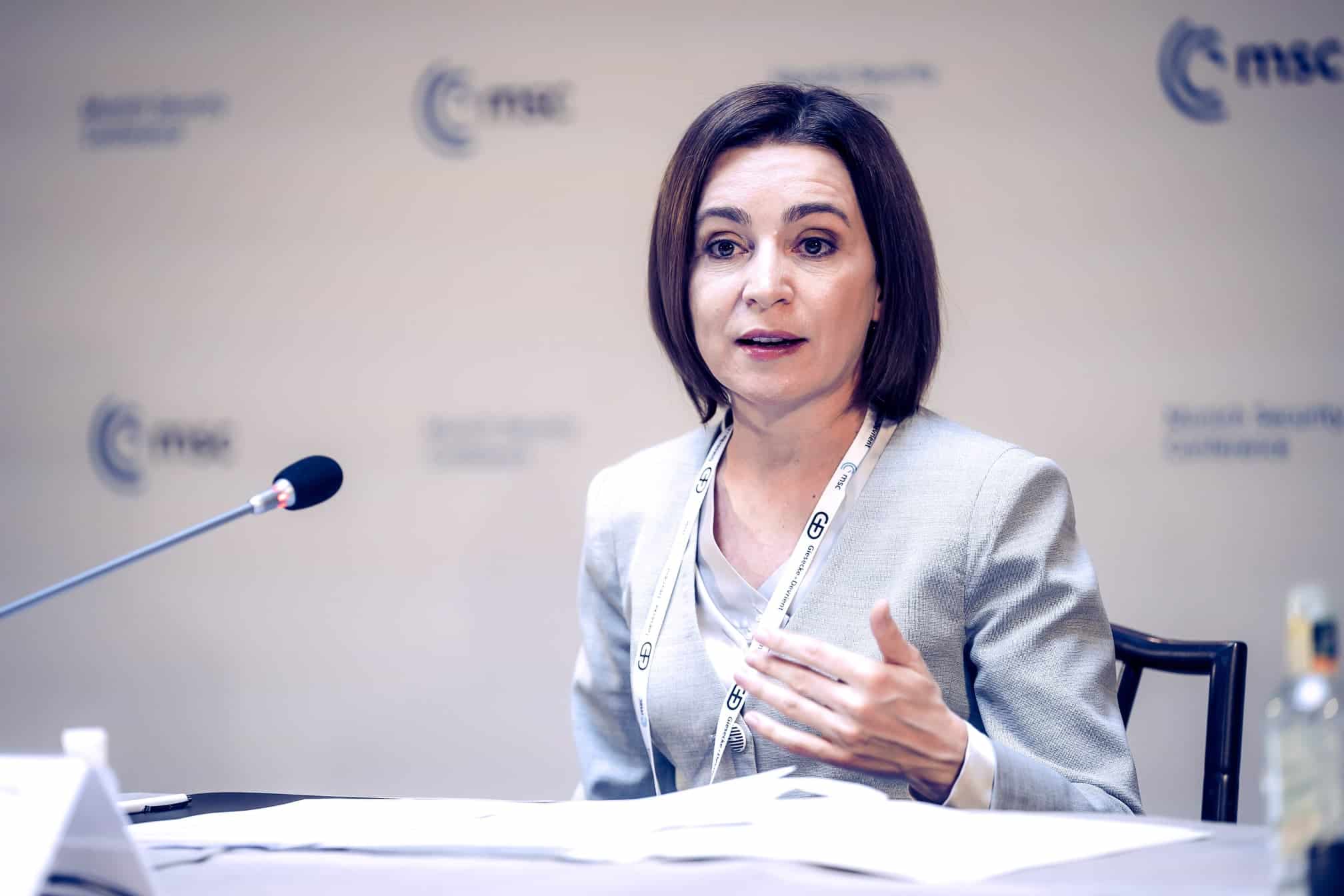 Democrația prinde contur în Rep. Moldova – Maia Sandu suspendă licența pentru șase posturi rusești