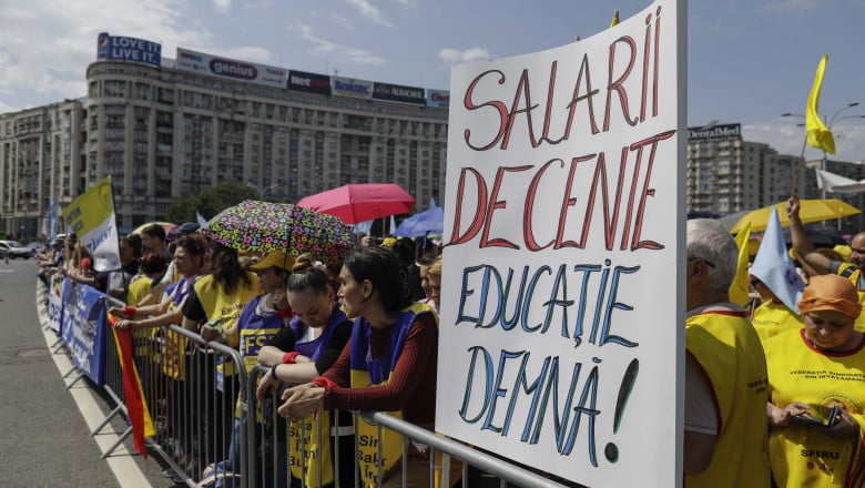 A treia săptămână de grevă: profesorii sunt nemulțumiți de oferta PSD-PNL