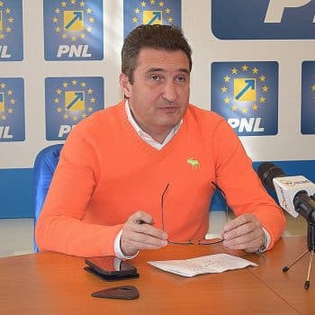 Primarul PNL-ist din Arad a încurcat numele trupei „Cargo” cu cel al unei firme de curierat
